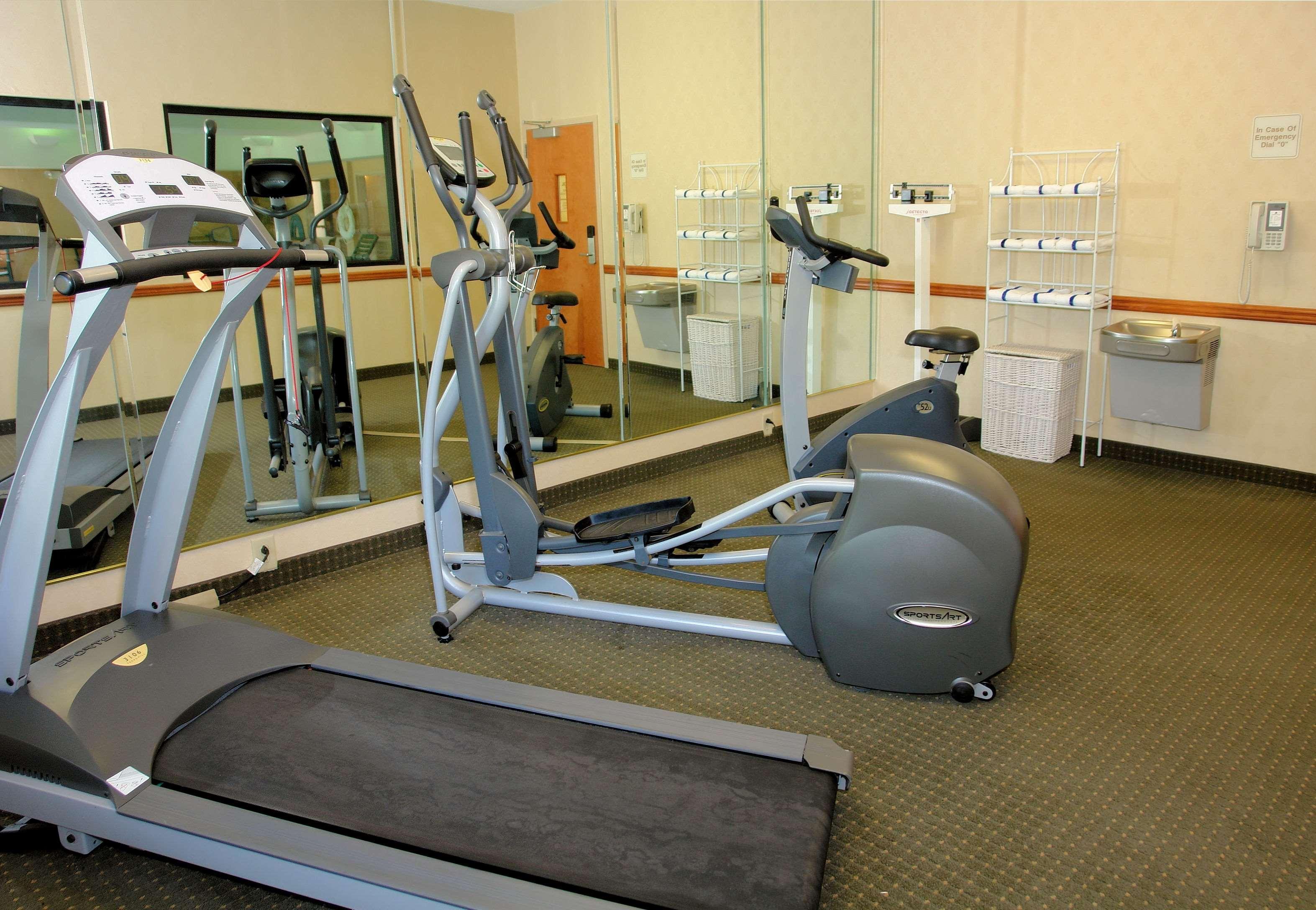 Best Western Executive Inn - Latta Berrys Crossroads Buitenkant foto