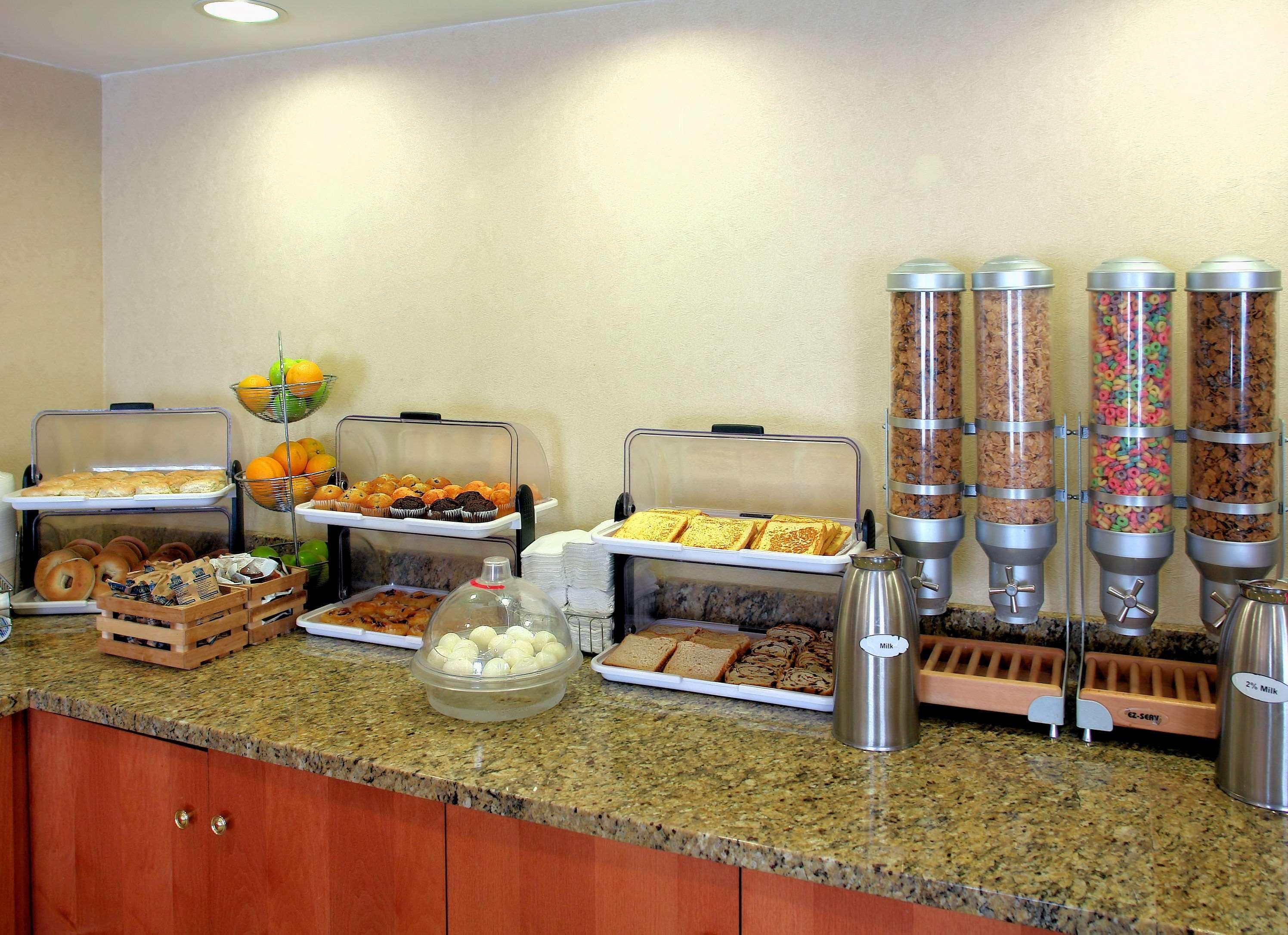 Best Western Executive Inn - Latta Berrys Crossroads Buitenkant foto