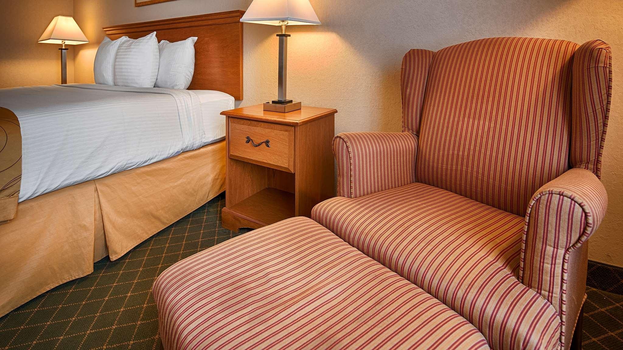 Best Western Executive Inn - Latta Berrys Crossroads Buitenkant foto
